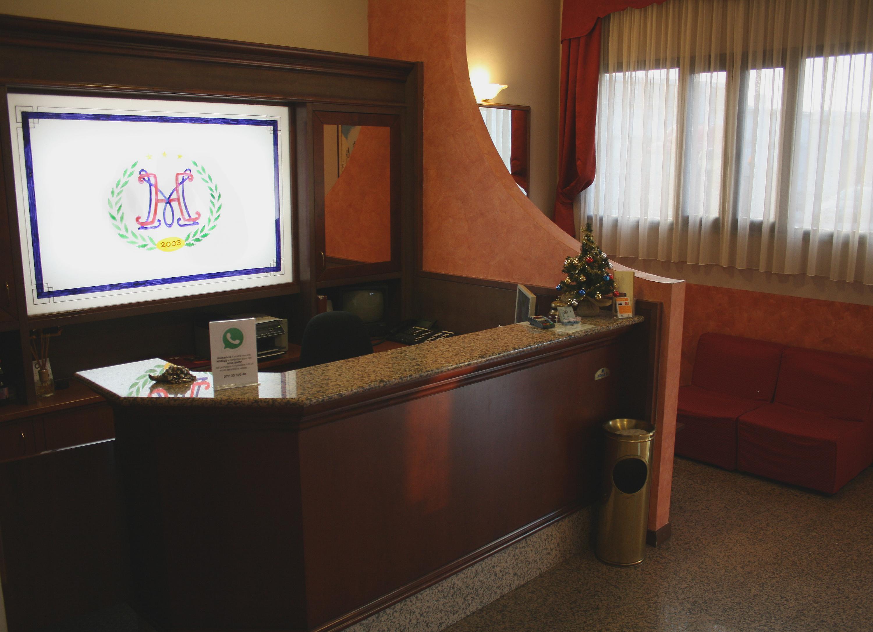Hotel Majestic San Giuliano Milanese Εξωτερικό φωτογραφία