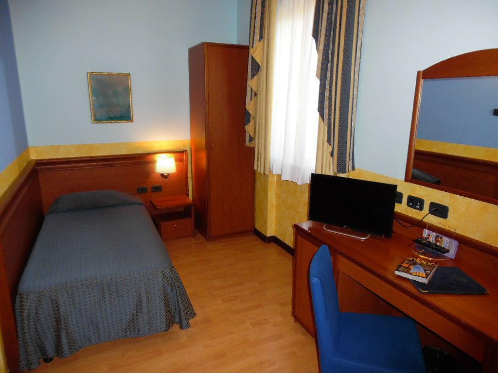 Hotel Majestic San Giuliano Milanese Εξωτερικό φωτογραφία